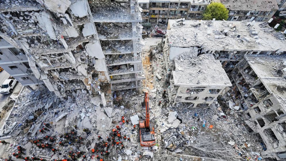 যুদ্ধে ইরানের ক্ষতি ২৭০ বিলিয়ন ডলার ছাড়িয়েছে