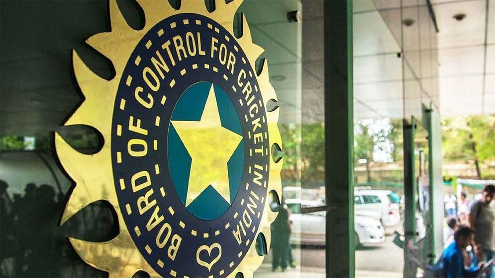 ‘বিসিসিআইয়ের কাছে ঈশ্বরের চেয়েও বেশি টাকা আছে’