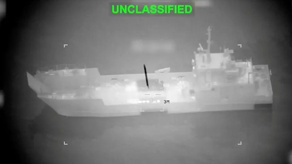 বাণিজ্যের আড়ালে ইরানে যুদ্ধের জ্বালানি পাঠাচ্ছে চীন 