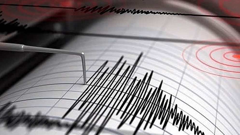 ভূমিকম্পে কাঁপল ঢাকাসহ বিভিন্ন এলাকা