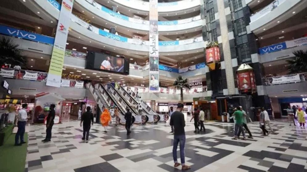 দোকানপাট-শপিংমল বন্ধের সময় বাড়লো