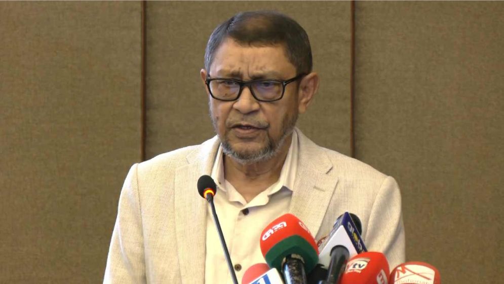 ঢাকার দুই সিটিতে হামের টিকাদান শুরু, নিয়ন্ত্রণে আশাবাদী সরকার