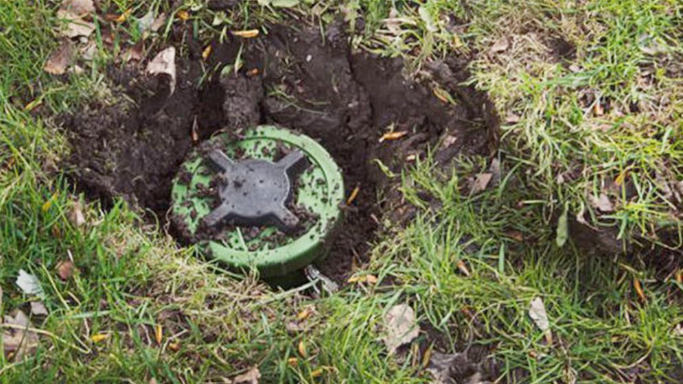 কাঁকড়া ধরতে গিয়ে মাইন বিস্ফোরণে রোহিঙ্গা যুবকের পা বিচ্ছিন্ন