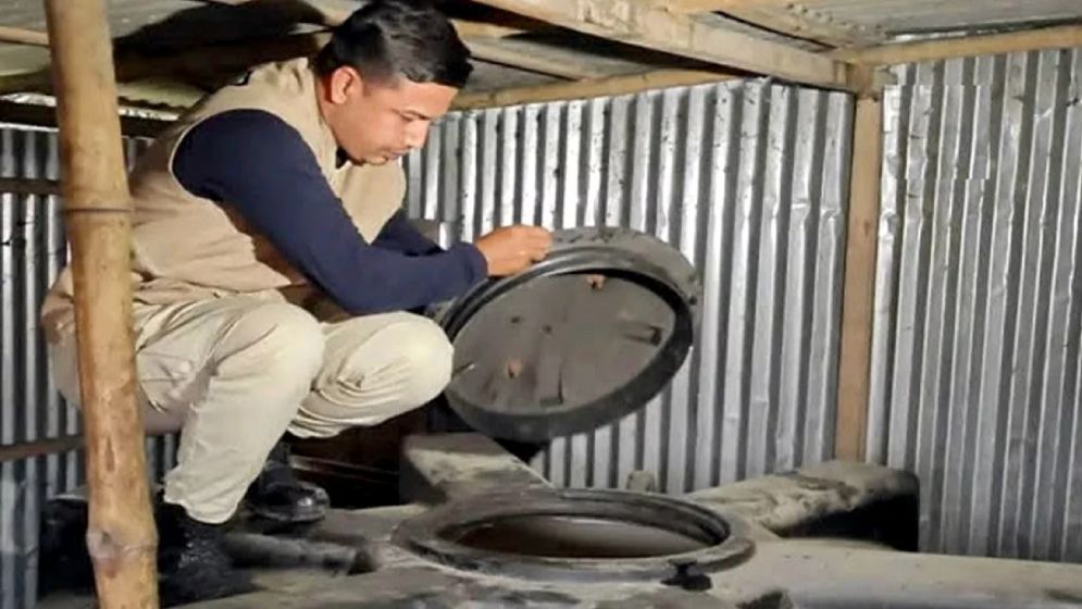 পানির ট্যাংকে লুকানো প্রায়  ১৩’শ লিটার ডিজেল জব্দ