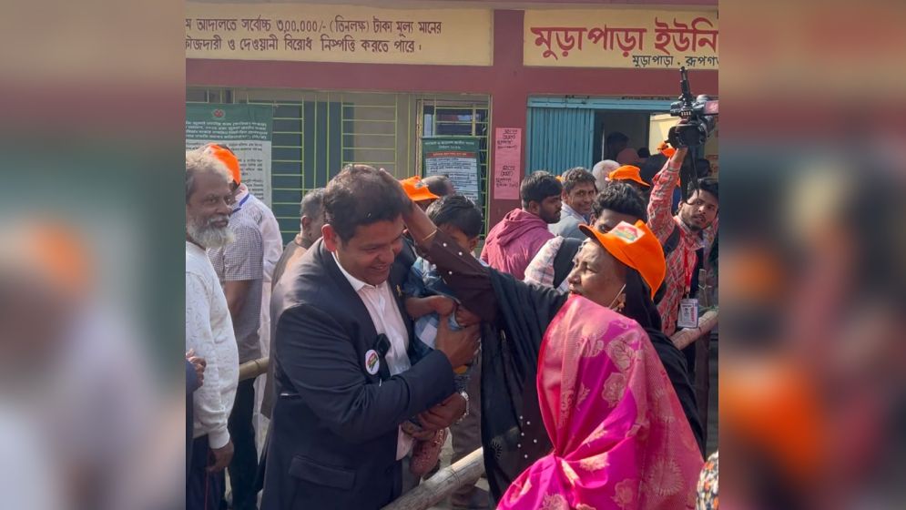 ৭০ দিনে উন্নয়নের ছোঁয়া, রূপগঞ্জে দৃশ্যমান পরিবর্তনে দিপু ভূঁইয়া