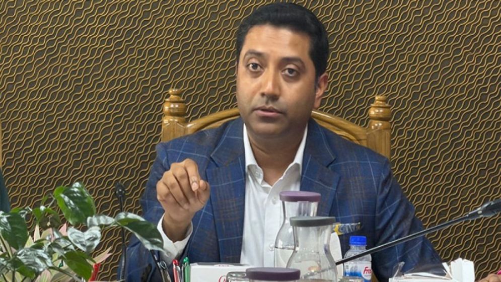 ধাপে ধাপে অষ্টম শ্রেণি পর্যন্ত হবে প্রাথমিক শিক্ষা