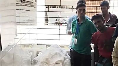 লক্ষ্মীপুরে ইটভাটায় বিদ্যুৎস্পৃষ্টে দুই শ্রমিকের মৃত্যু