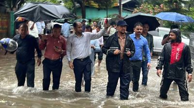 জলাবদ্ধতার জন্য ক্ষমা চাইলেন মেয়র শাহাদাত 