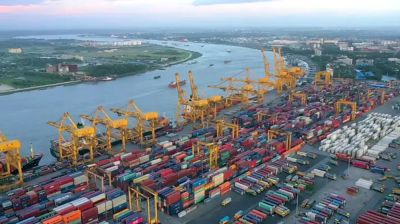 দেড় লাখ টন জ্বালানি নিয়ে চট্টগ্রাম বন্দরে ভিড়েছে পাঁচটি জাহাজ  