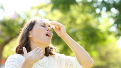 তাপদাহে বাড়ছে হিট স্ট্রোক, বাঁচতে যা করবেন