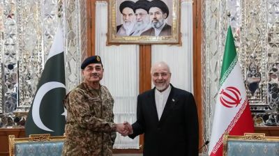 পাকিস্তানের সেনাপ্রধানের সঙ্গে ইরানি স্পিকারের বৈঠক