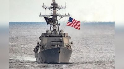 যুদ্ধ পর্বে প্রথম মার্কিন দুই জাহাজের হরমুজ পাড়ি