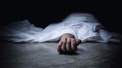 মায়ের পরকীয়া প্রেমিককে গলা কেটে হত্যা, আটক ৩