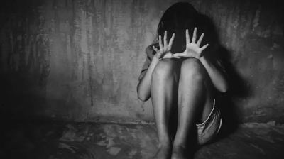 বাকপ্রতিবন্ধী মেয়ে অন্তঃসত্ত্বা, আটক সৎ বাবা