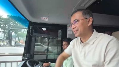 টাঙ্গাইলের পথে প্রধানমন্ত্রী  