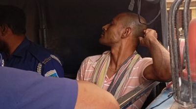 চাটমোহরে বিএনপি নেতার ছেলের তাণ্ডবে শিক্ষক-শিক্ষার্থীরা অবরুদ্ধ