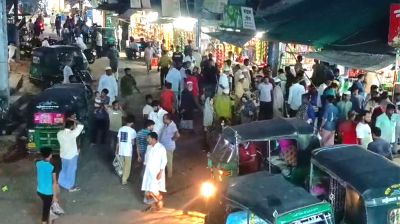  মাছ ধরায় নিষেধাজ্ঞা: শেষ মুহূর্তে ফিশারি পুল্টুনে বেচাকেনার হিড়িক