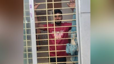 থানায় ডিউটি অফিসারকে ‘ম্যাডাম’ বলায় যুবক আটক