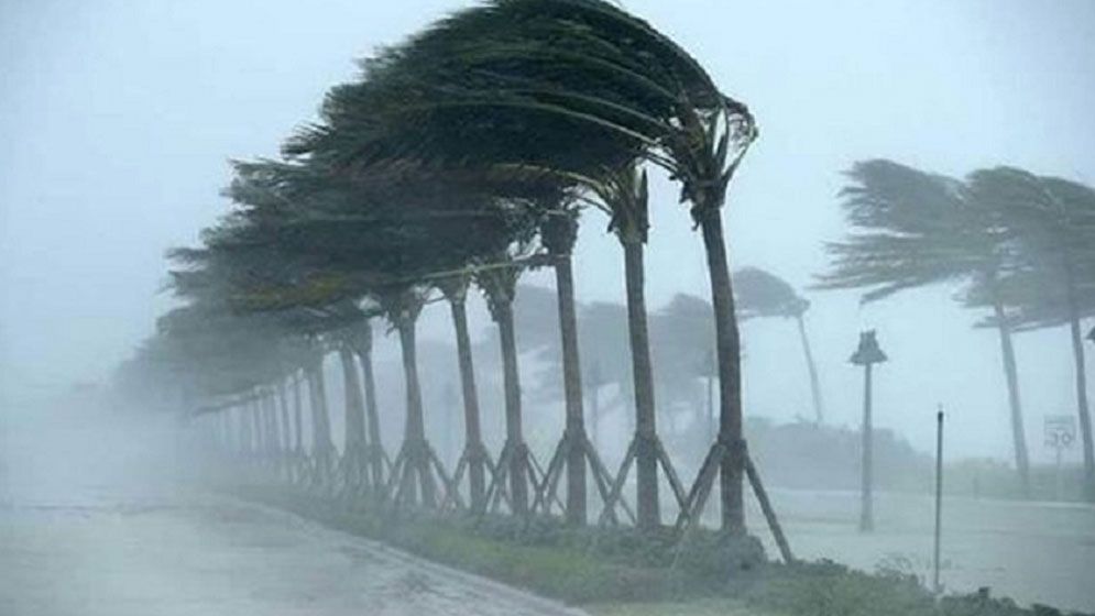 দুপুরের মধ্যে ১০ অঞ্চলে ঝড়ের পূর্বাভাস  