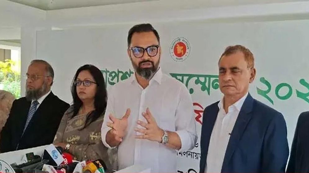খেলার মাঠে আর মেলার অনুমতি নয়