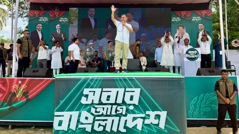 কুমিল্লাকে বিভাগ করার প্রতিশ্রুতি দিলেন প্রধানমন্ত্রী