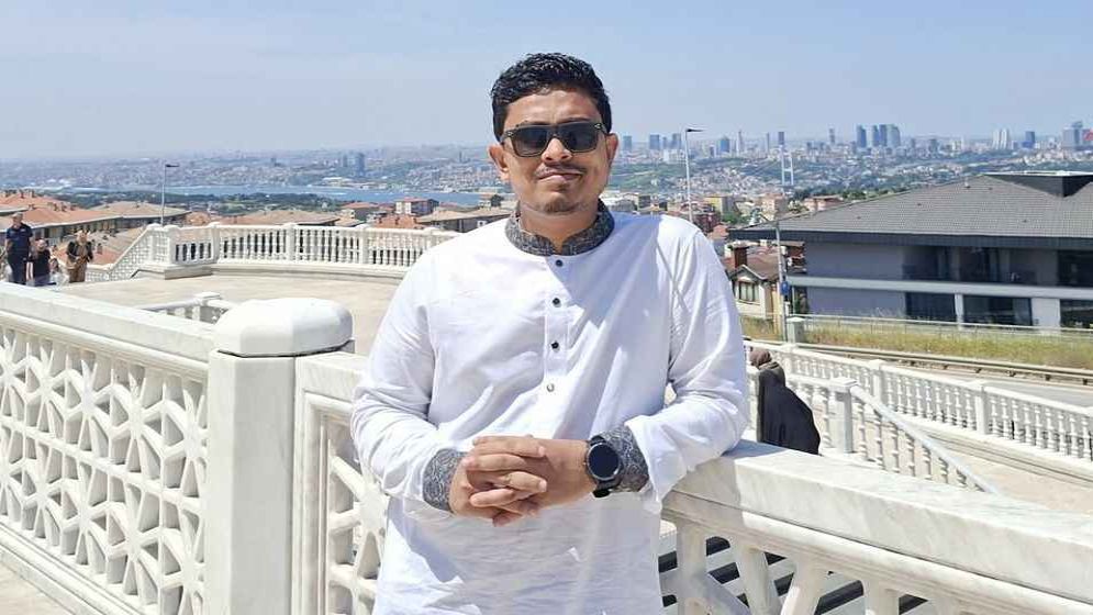 সিংহুয়া বিশ্ববিদ্যালয়ে যুব ফেলোশিপ চালুর প্রস্তাব ডাকসু ভিপির