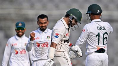 হতাশায় দিন শেষ করল বাংলাদেশ