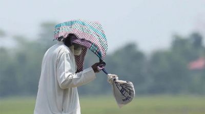 ফের তাপপ্রবাহে পুড়ছে ১৩ জেলা