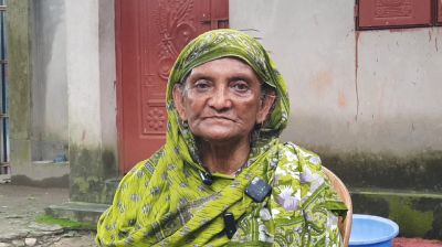 জমি লিখে নিতে বৃদ্ধাকে অপহরণ, আদালতে মামলা