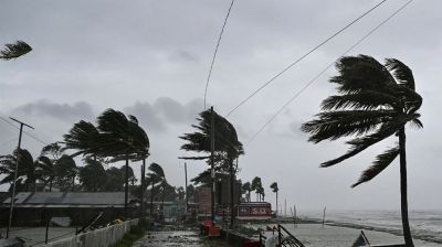 ঢাকাসহ দেশের ১৭ অঞ্চলে বজ্রবৃষ্টিসহ ঝড়ের পূর্বাভাস 