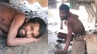২২ বছর ধরে শিকলবন্দি আবুল খায়ের