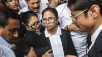 মমতার আইনজীবী হিসেবে যোগ্যতার প্রমান চাইল বার কাউন্সিল