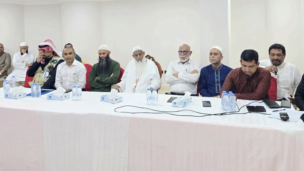 হাজিদের সর্বোচ্চ সেবা দিলে ৫ লাখ টাকা পুরস্কার ঘোষণা ধর্মমন্ত্রীর