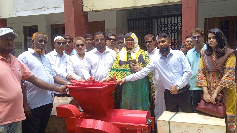 উৎপাদন বাড়াতে আখাউড়ার কৃষকদের প্রযুক্তি সহায়তা