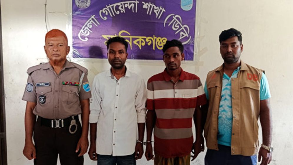 ভাবি-ভাতিজা হত্যায় অভিযুক্ত ইউসুফ ডিবির হাতে গ্রেপ্তার