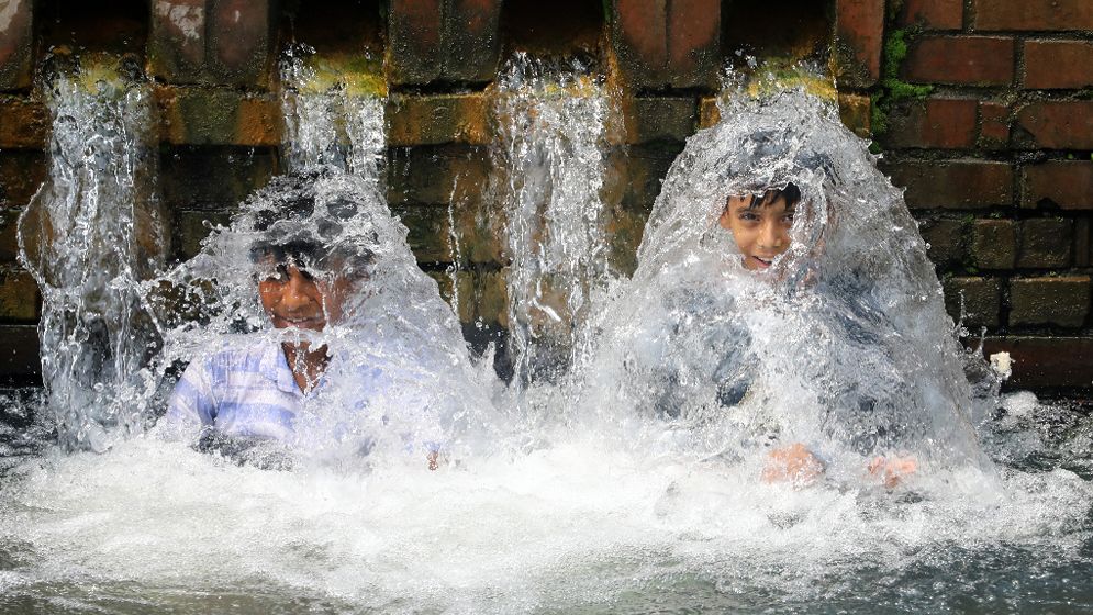 তাপপ্রবাহ বাড়ছে, কমছে বন ও জলাশয়