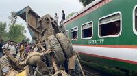 দেড় ঘণ্টা পর চট্টগ্রামের সঙ্গে সারা দেশের রেল যোগাযোগ স্বাভাবিক